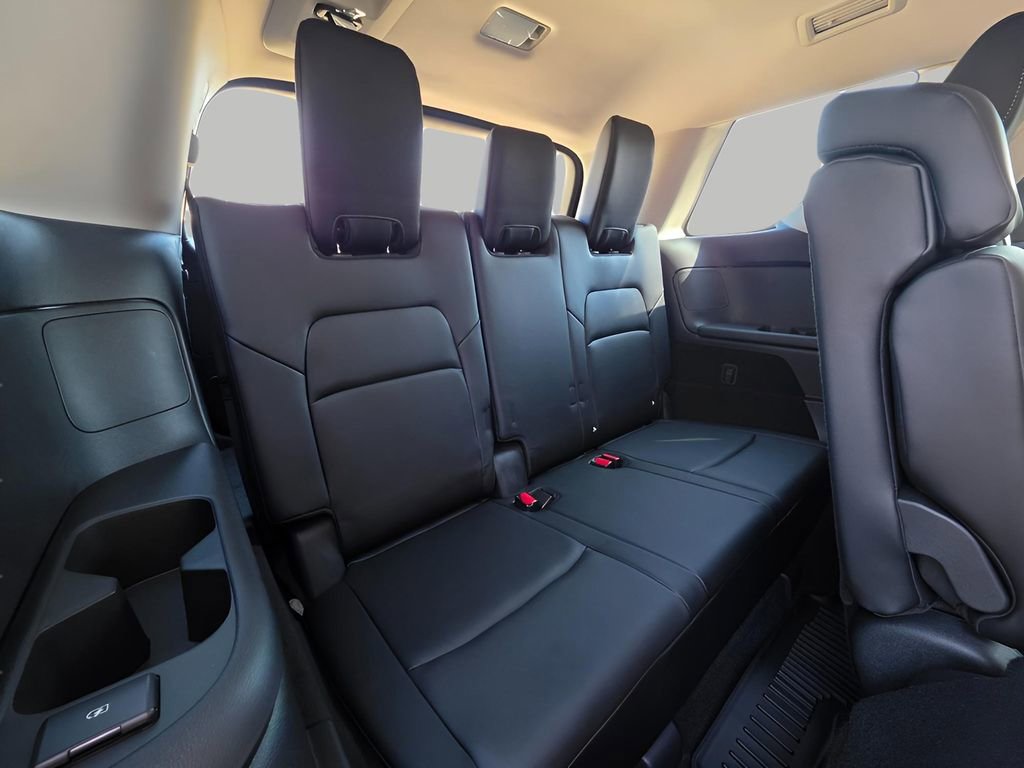 New 2026 Nissan Pathfinder SL AWD/4WD image 9