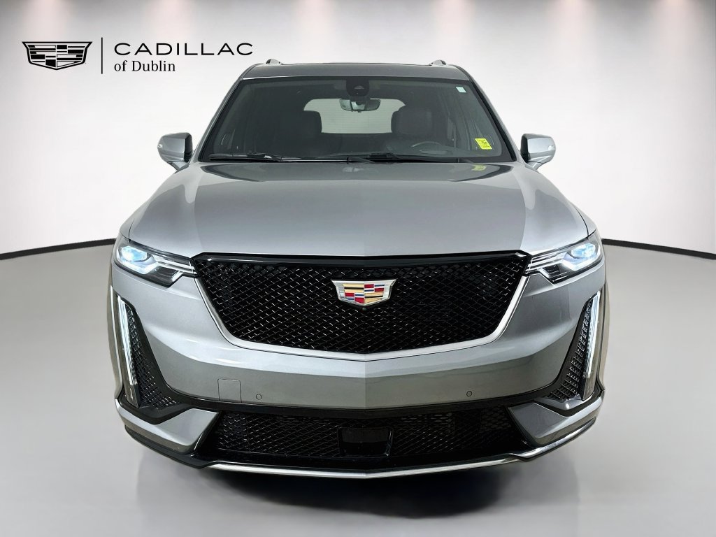 Used 2025 Cadillac XT6 Sport w/ Technology Package AWD/4WD image 2
