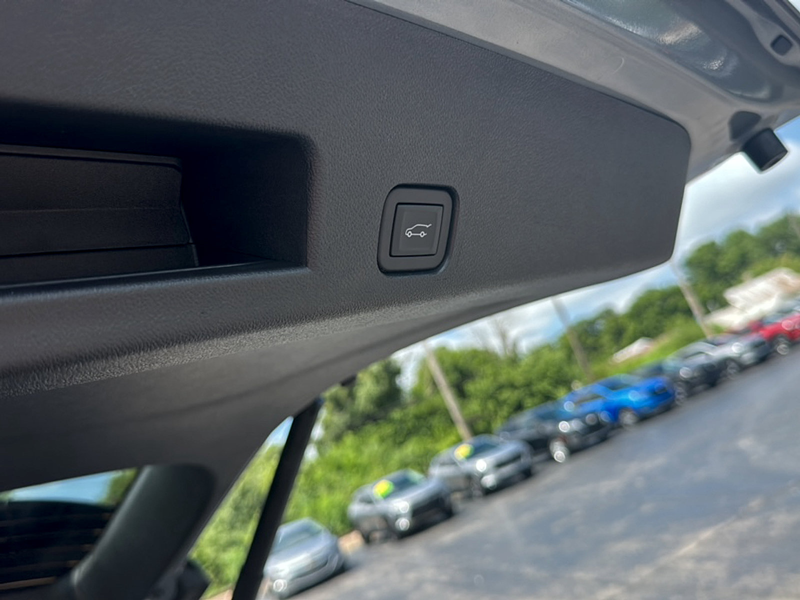 New 2026 GMC Acadia Elevation w/ Black Edition FWD image 18