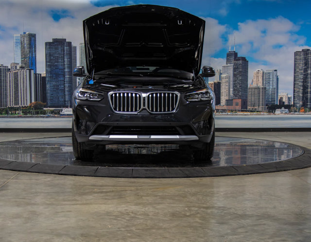 Used 2024 BMW X3 xDrive30i w/ Premium Package AWD/4WD image 4