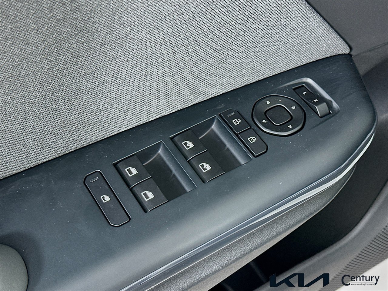 New 2025 Kia K4 EX FWD image 15