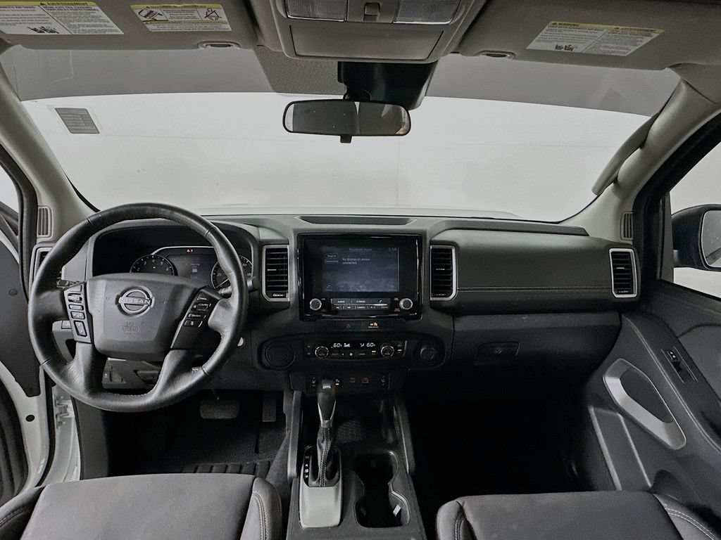 Used 2022 Nissan Frontier SV RWD image 3