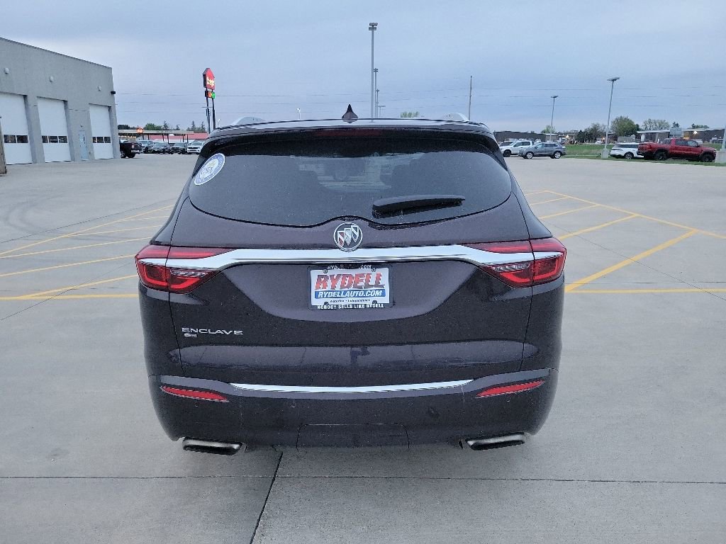 Used 2021 Buick Enclave Avenir AWD/4WD image 4