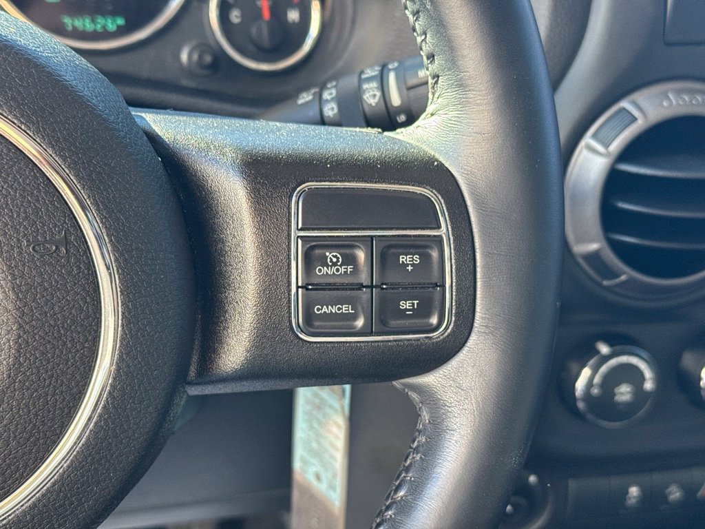 Used 2018 Jeep Wrangler Sport AWD/4WD image 16