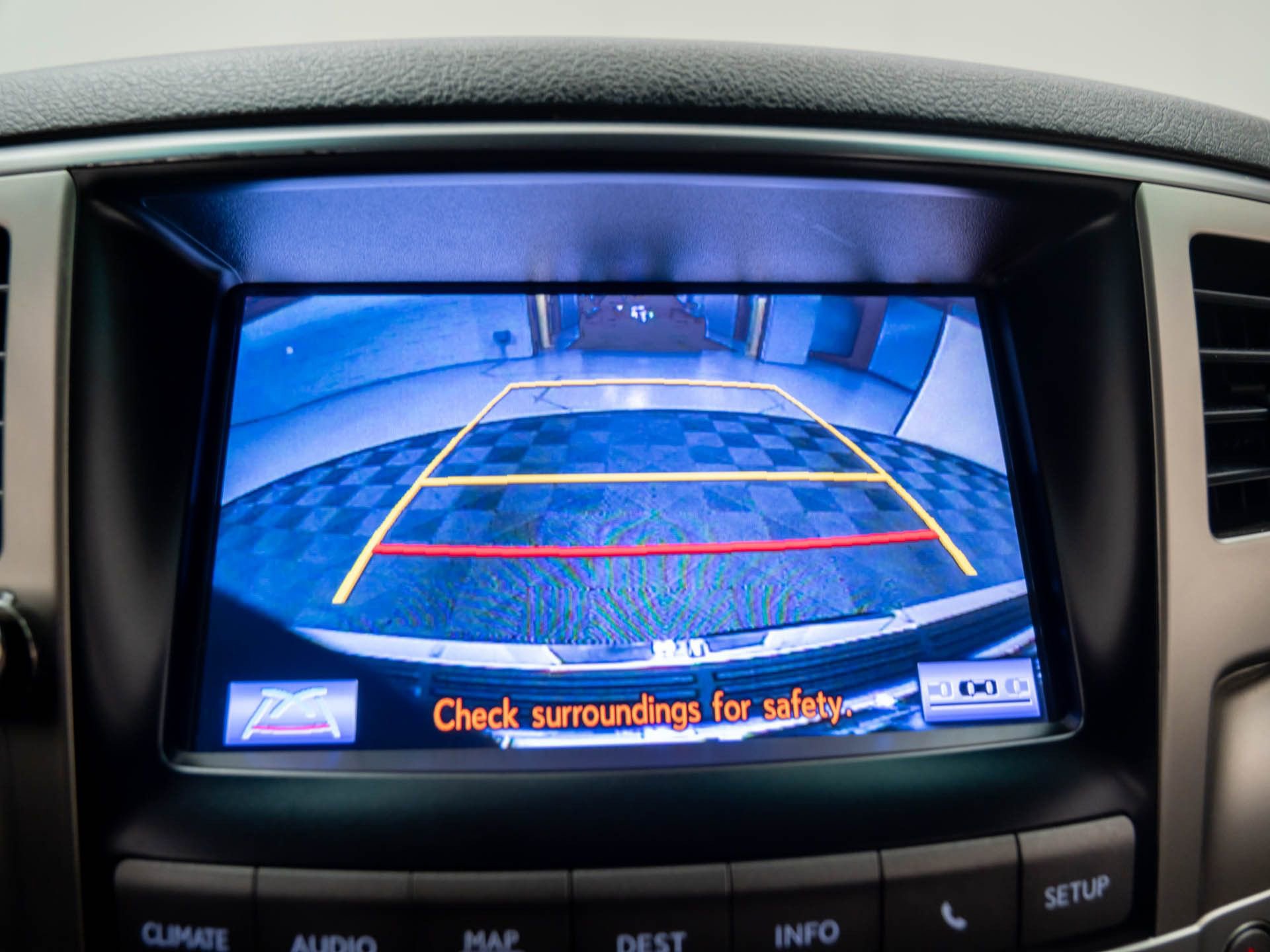 Used 2014 Lexus LX 570 4WD w/ Luxury Package image 30