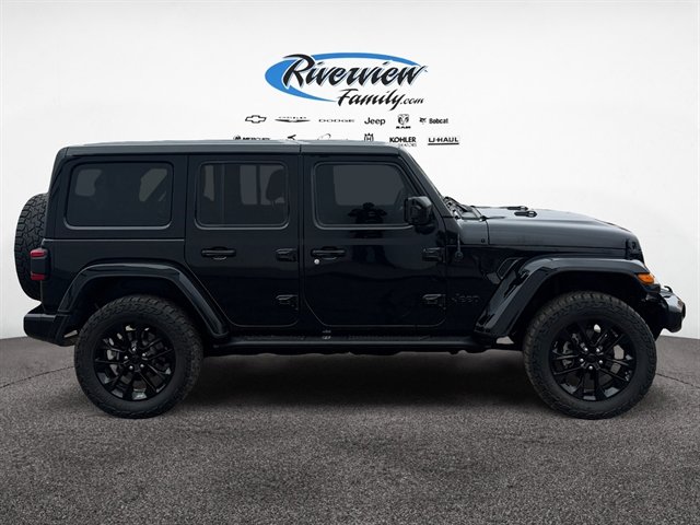 Used 2021 Jeep Wrangler Unlimited Sahara image 6