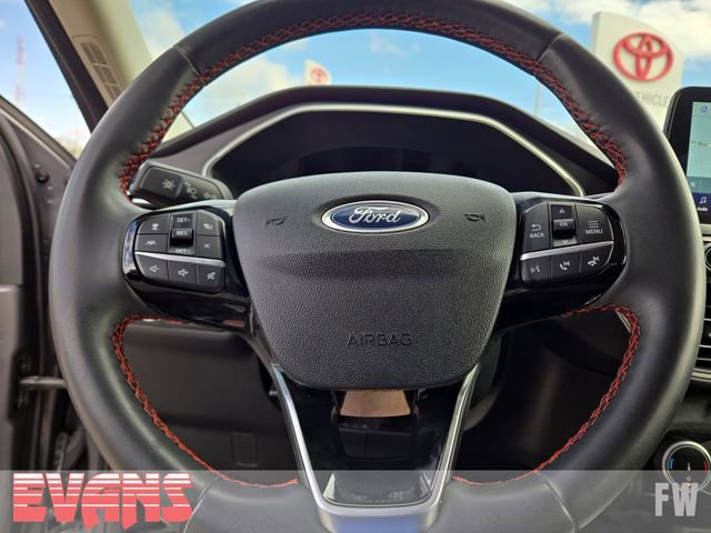 Used 2022 Ford Escape SEL w/ SEL Stealth AWD Package image 10