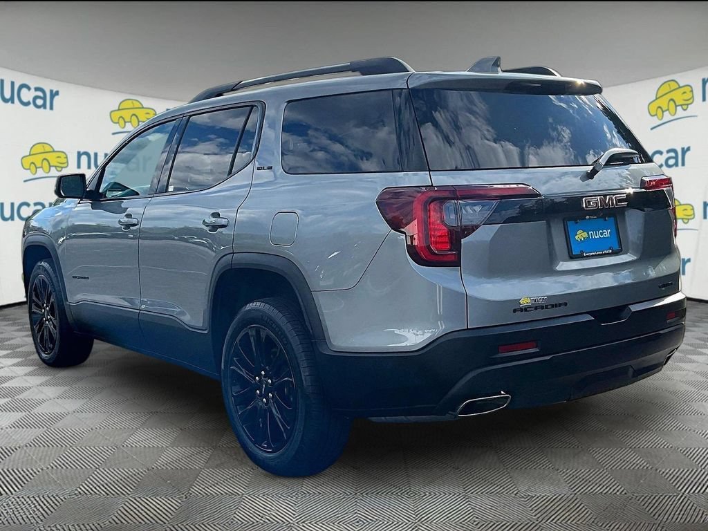 Used 2023 GMC Acadia SLE w/ Driver Convenience Package AWD/4WD image 4
