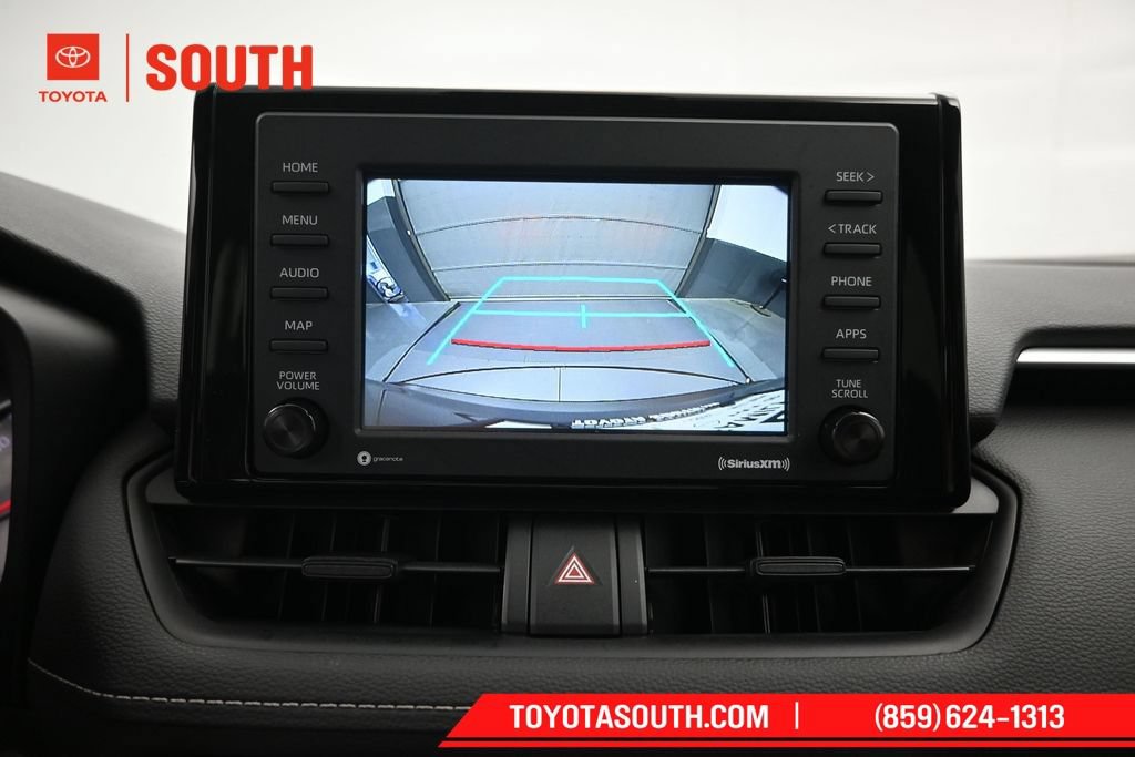 Used 2021 Toyota RAV4 XLE AWD/4WD image 12