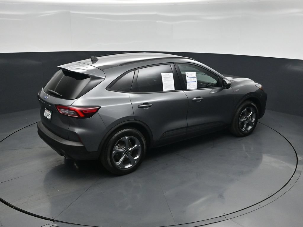 Certified 2025 Ford Escape ST-Line w/ Tech Pack #1 FWD image 35