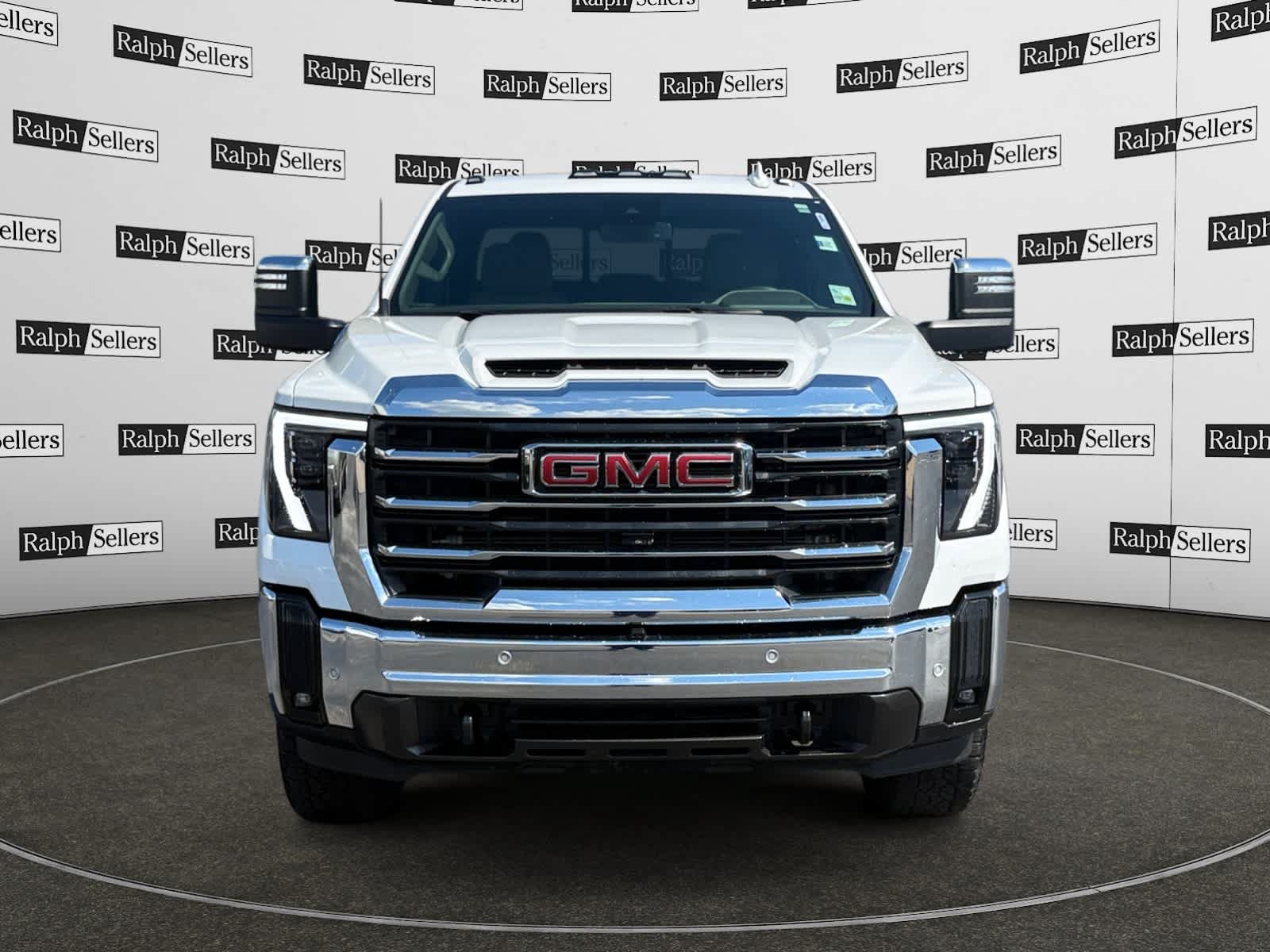 Used 2025 GMC Sierra 2500 SLT w/ SLT Premium Package AWD/4WD image 8