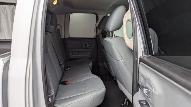 Used 2019 RAM 1500 Classic SLT image 18