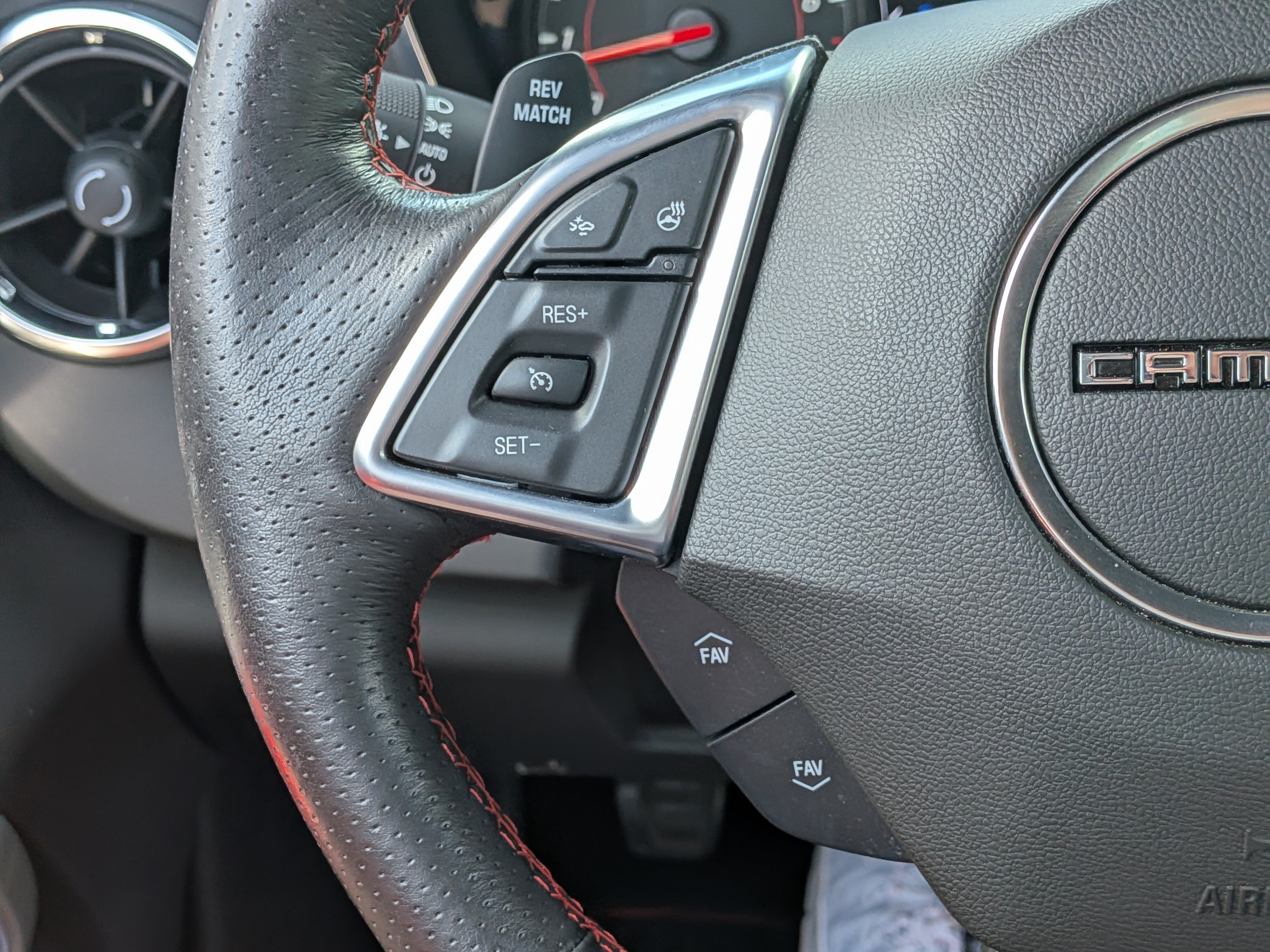 Used 2022 Chevrolet Camaro SS RWD image 23