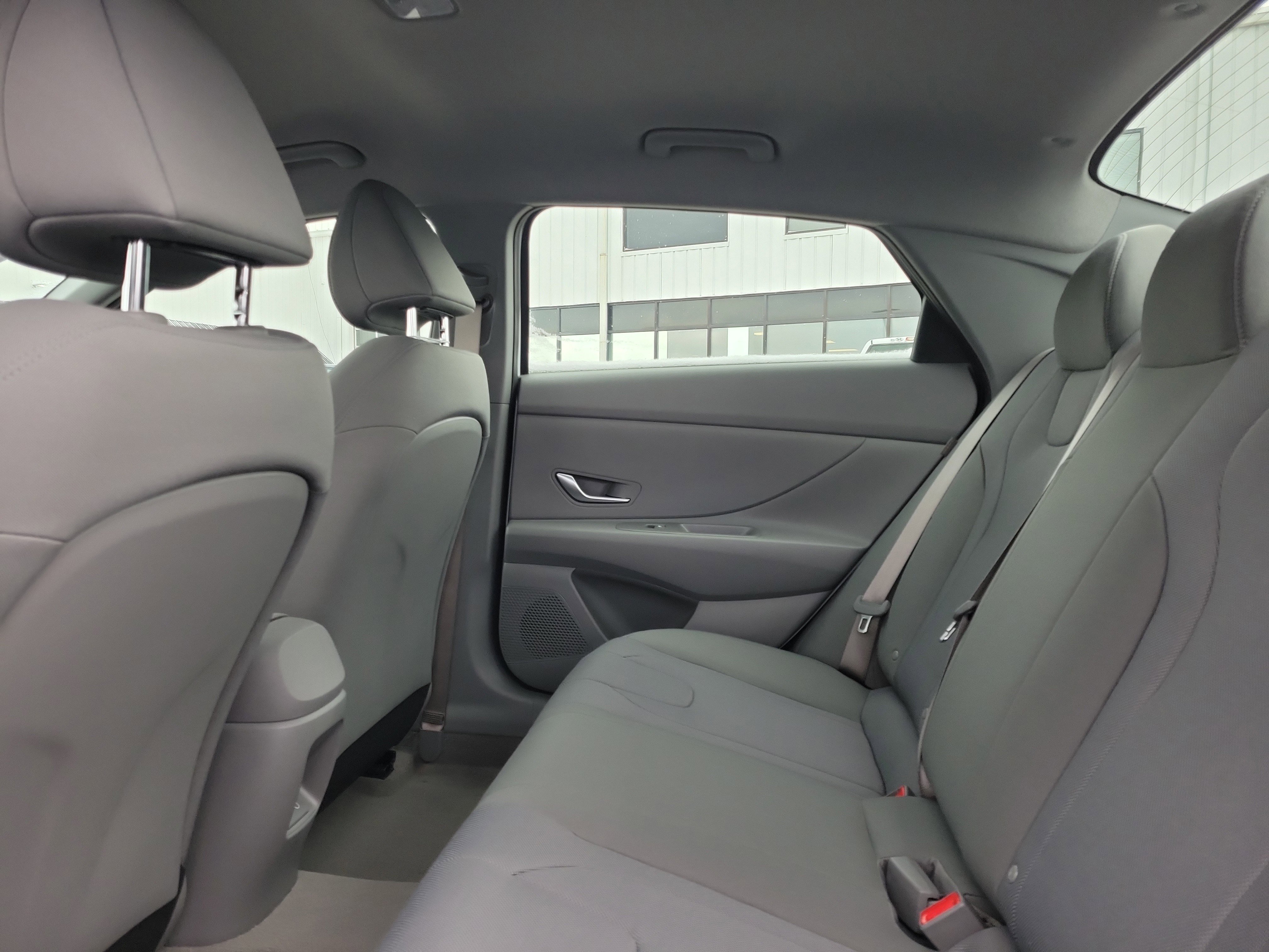 New 2026 Hyundai Elantra SE image 15