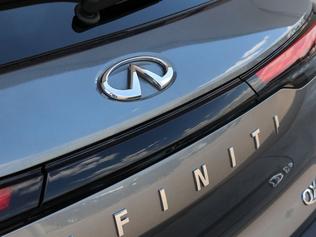 Certified 2025 INFINITI QX60 Luxe w/ Vision Package AWD/4WD image 32