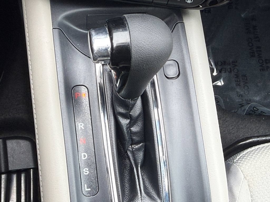 Used 2021 Honda HR-V LX image 17
