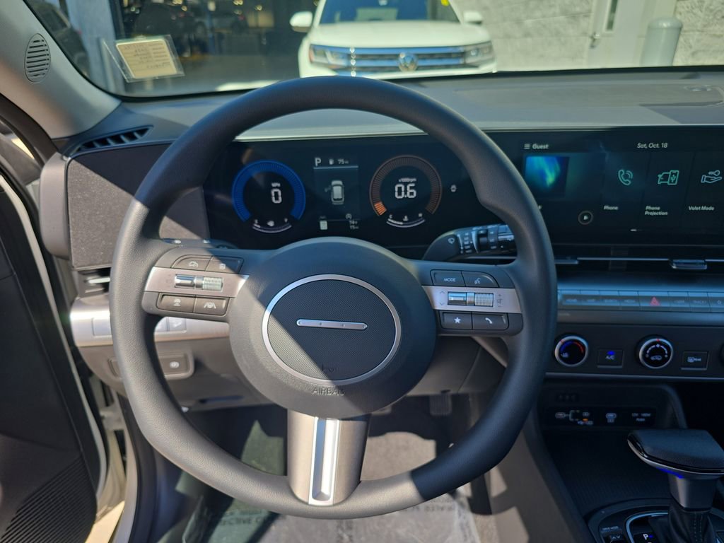 New 2026 Hyundai Kona SE FWD image 17