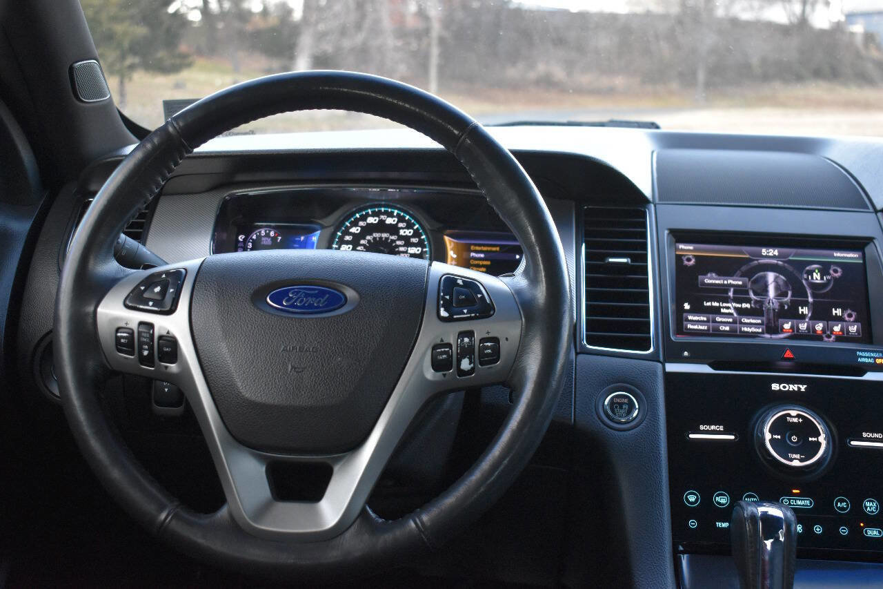 Used 2013 Ford Taurus SHO image 19