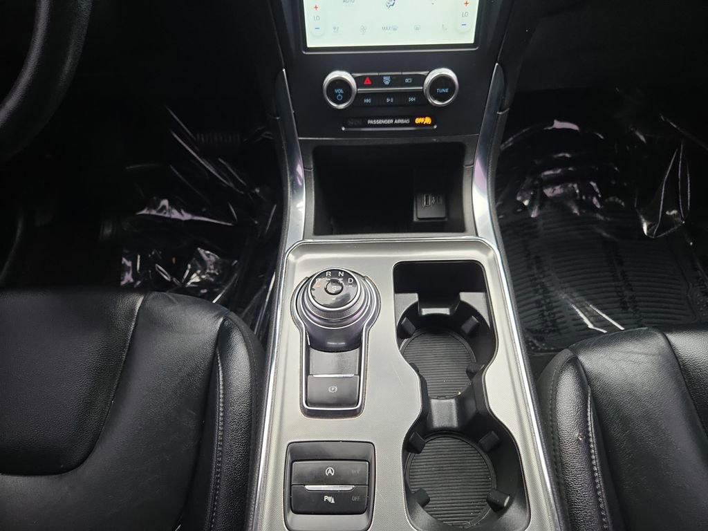 Used 2022 Ford Edge Titanium AWD/4WD image 12