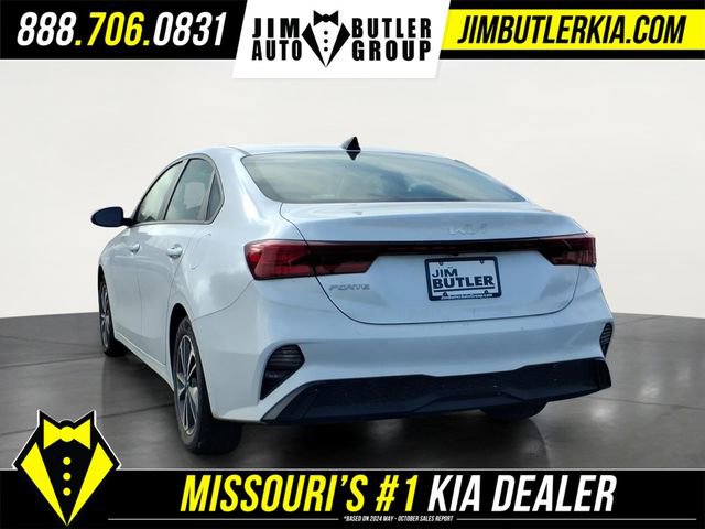 Used 2023 Kia Forte LXS image 4
