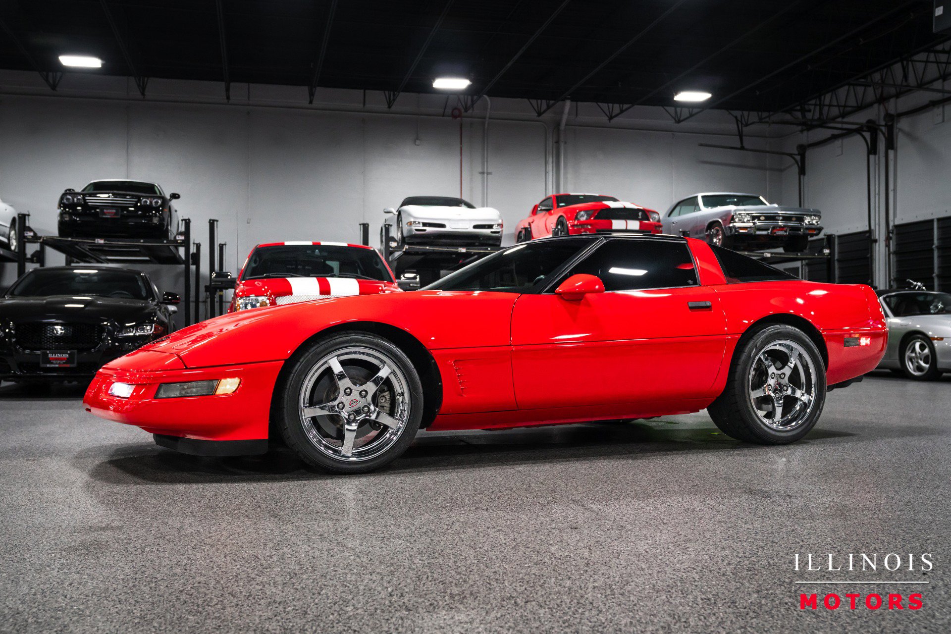 Used 1996 Chevrolet Corvette Coupe RWD image 1