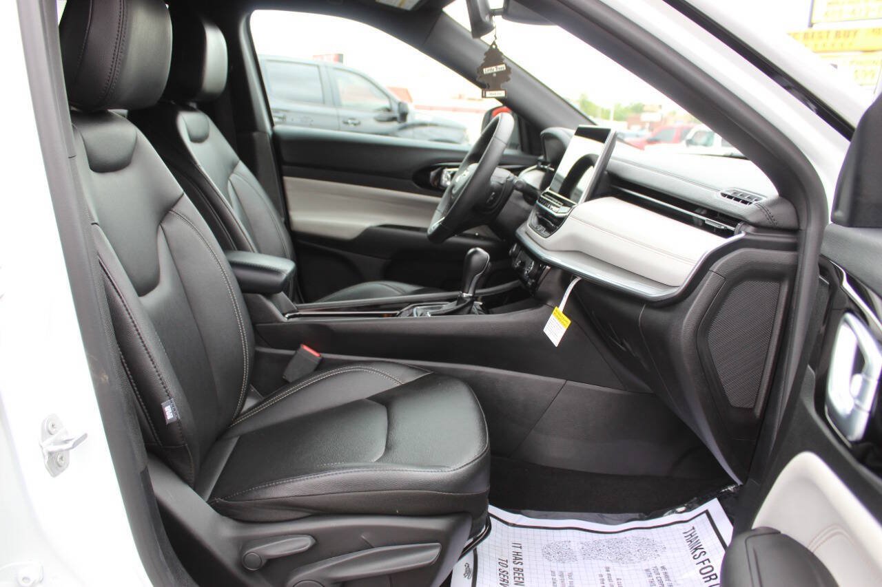 Used 2025 Jeep Compass Limited AWD/4WD image 9