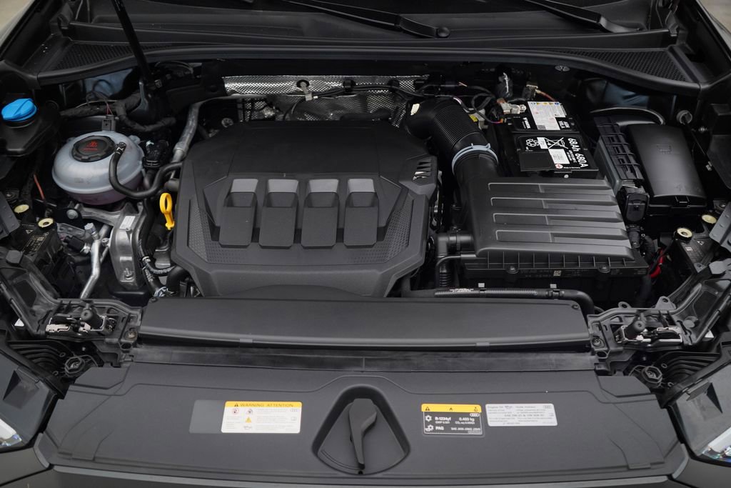 Used 2025 Audi Q3 2.0T Premium w/ Convenience Package image 13