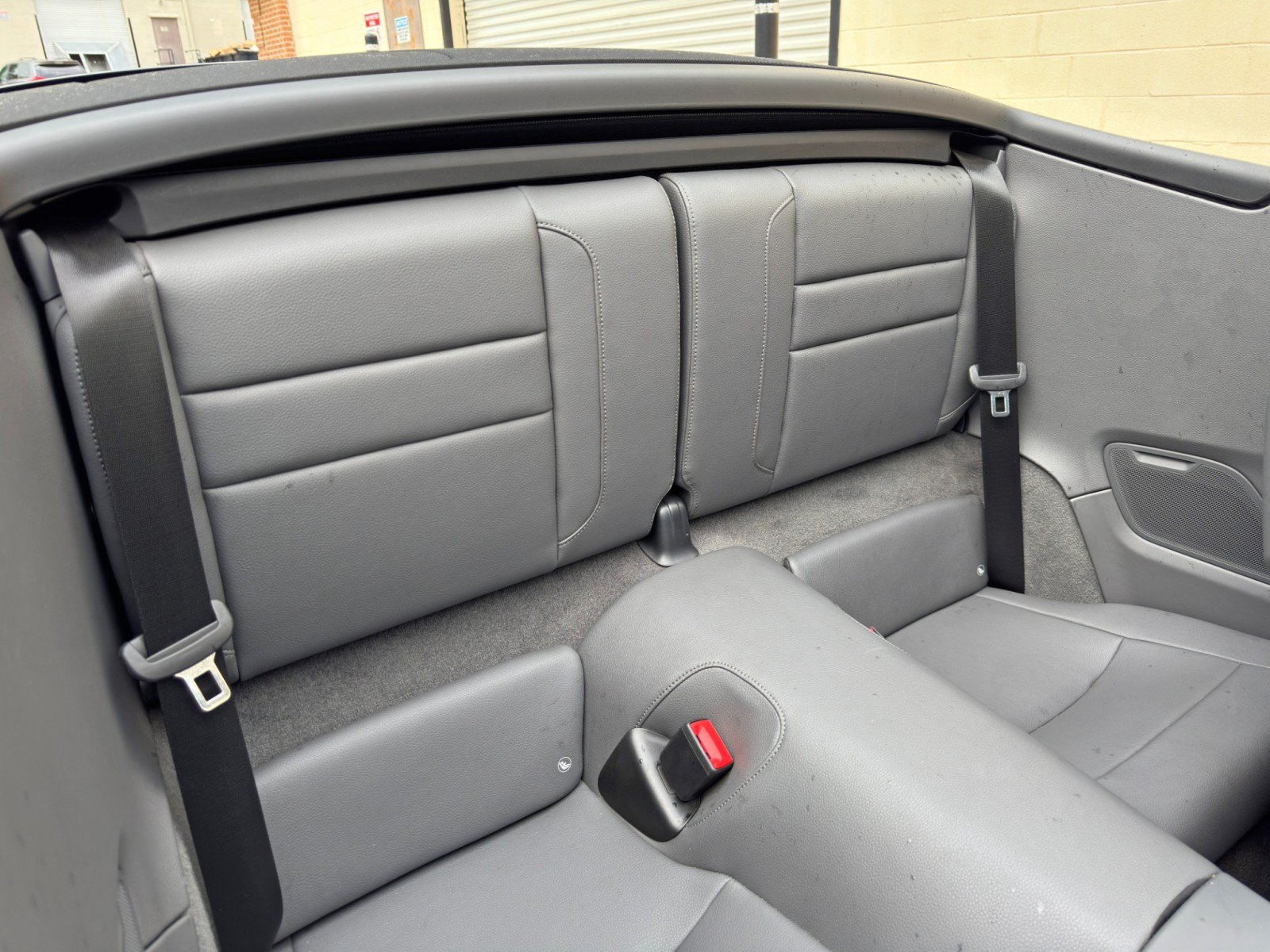 Used 2024 Porsche 911 Carrera w/ Premium Package RWD image 38