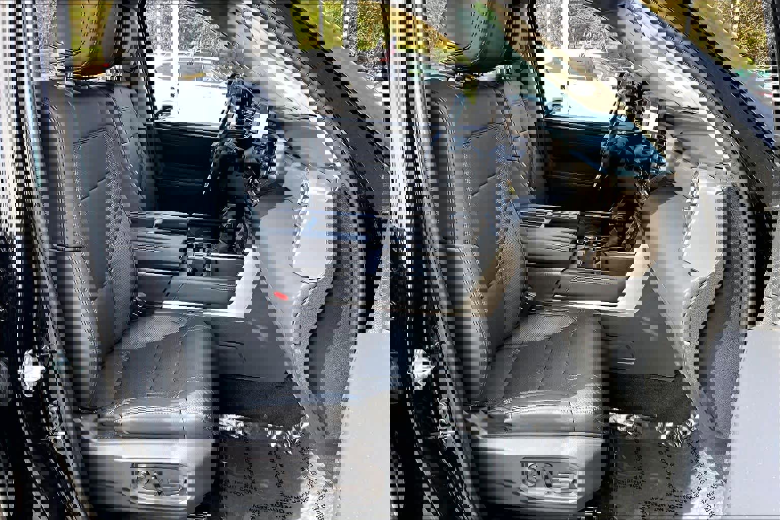 Used 2023 Toyota Tundra Limited w/ TRD Off-Road Package image 8