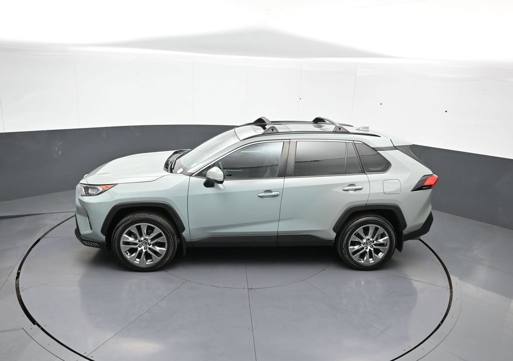 Certified 2020 Toyota RAV4 XLE Premium AWD/4WD image 42