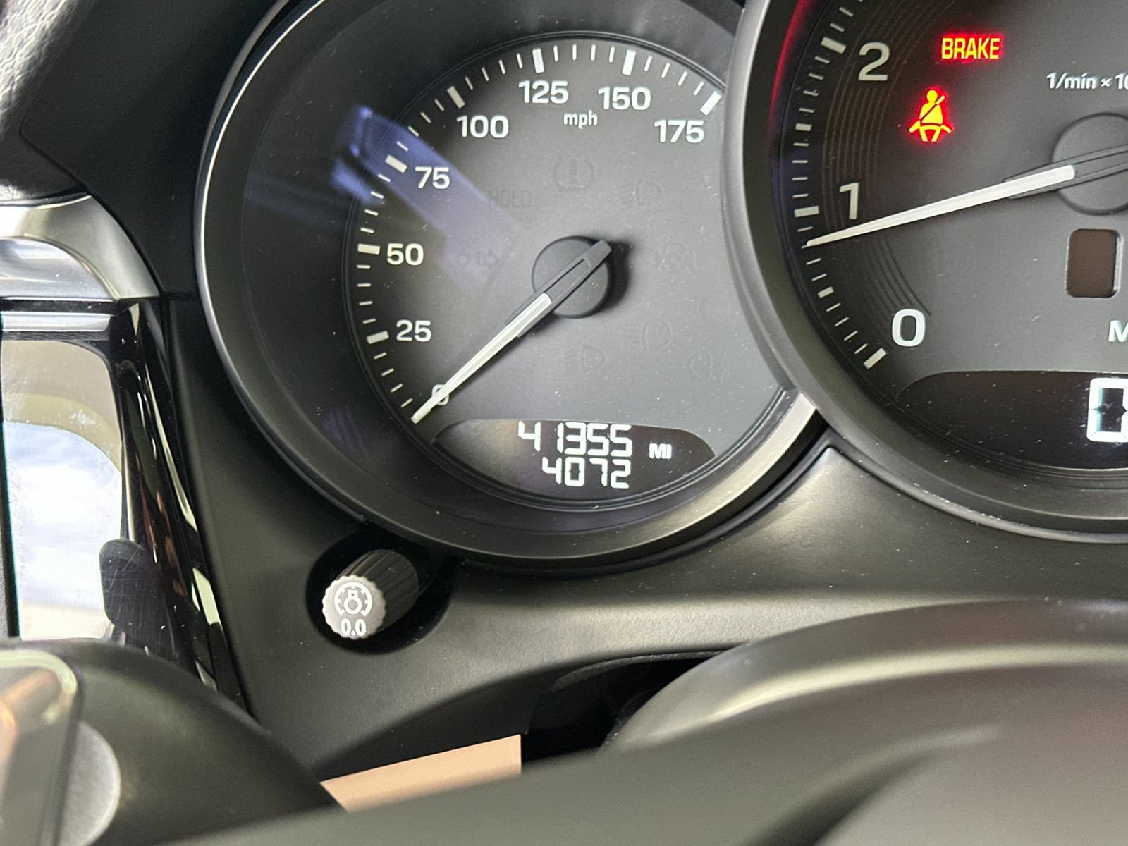 Certified 2023 Porsche Macan AWD/4WD image 31
