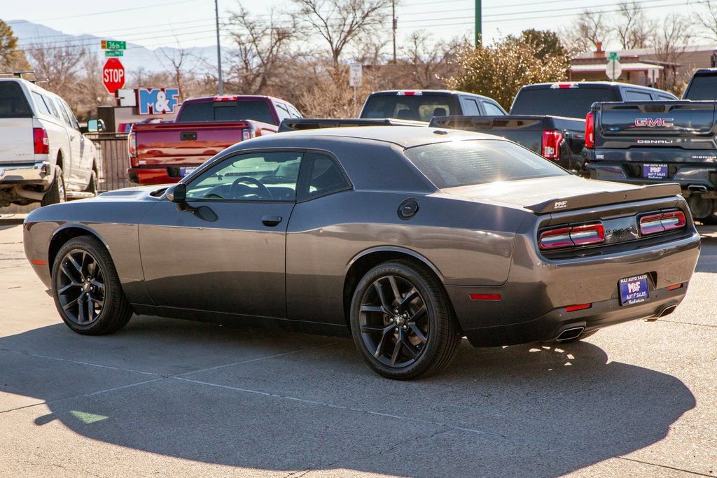 Used 2020 Dodge Challenger SXT w/ Driver Convenience Group image 7