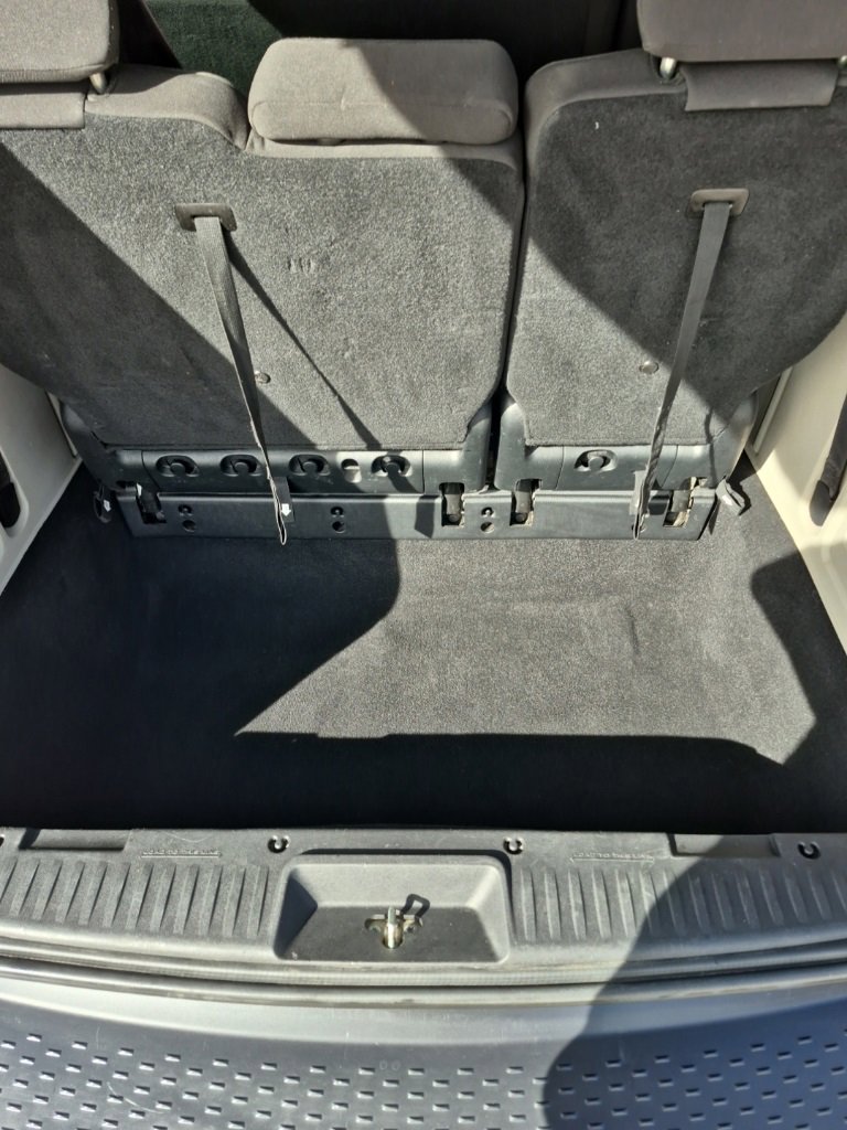 Used 2020 Dodge Grand Caravan SE w/ UConnect Hands-Free Group image 63