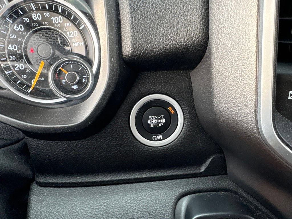 Used 2020 RAM 1500 Big Horn AWD/4WD image 25