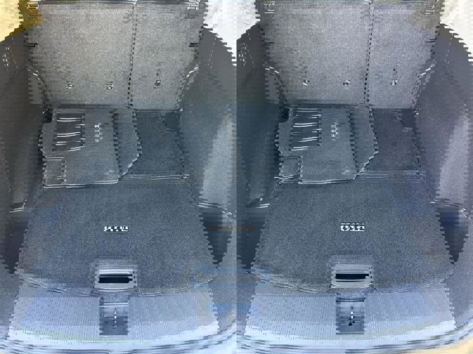 Used 2022 Nissan Rogue SL image 19