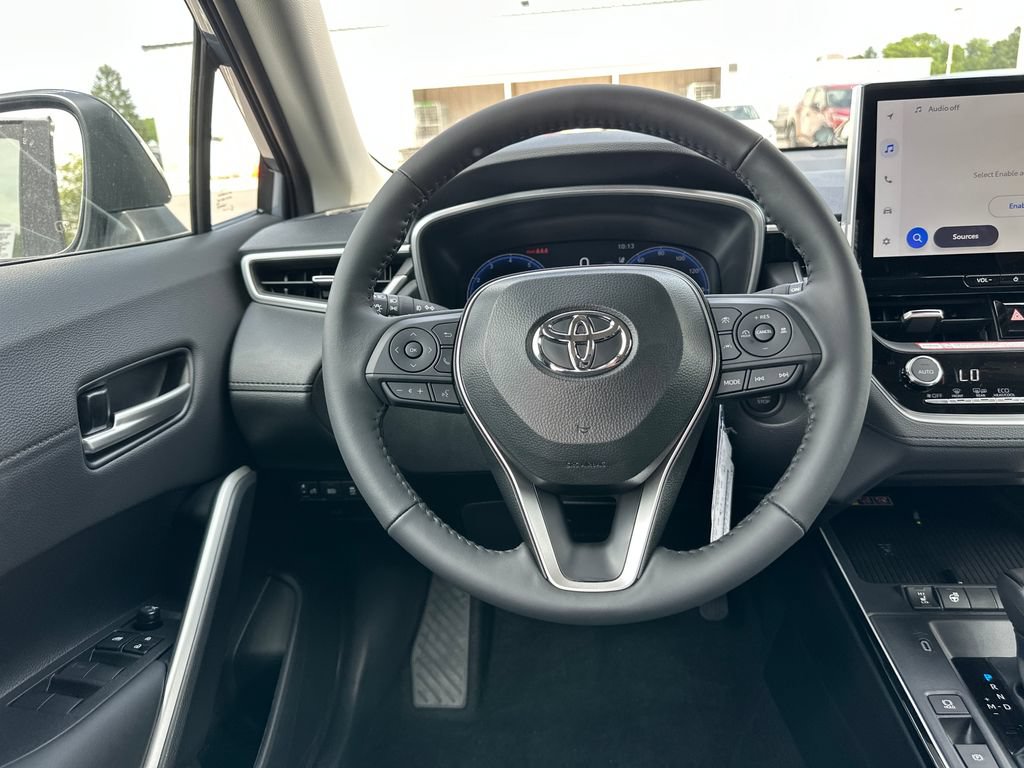 Used 2026 Toyota Corolla Cross XLE w/ Convenience Package AWD/4WD image 18