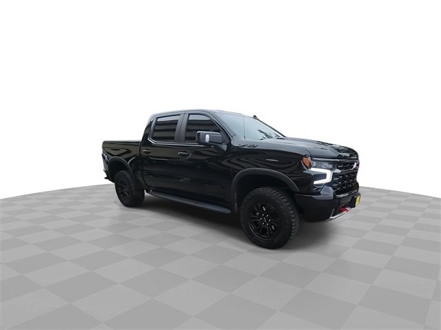 Used 2024 Chevrolet Silverado 1500 ZR2 w/ Technology Package image 2