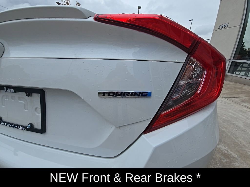 Used 2018 Honda Civic Touring image 9