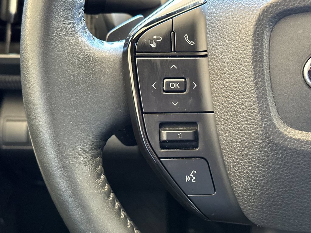 Used 2023 Subaru Solterra AWD image 28
