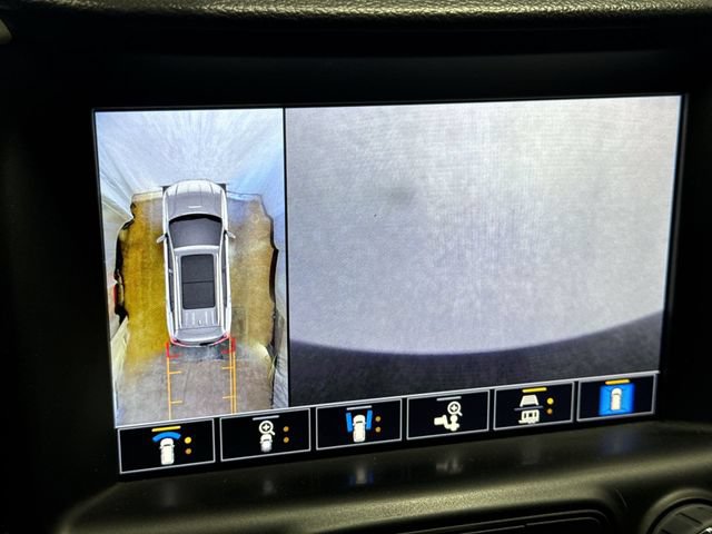 Used 2023 GMC Terrain SLT w/ Infotainment Package II AWD/4WD image 21