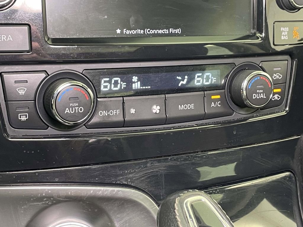 Used 2019 Nissan Maxima Platinum w/ Sport Mat Group FWD image 25