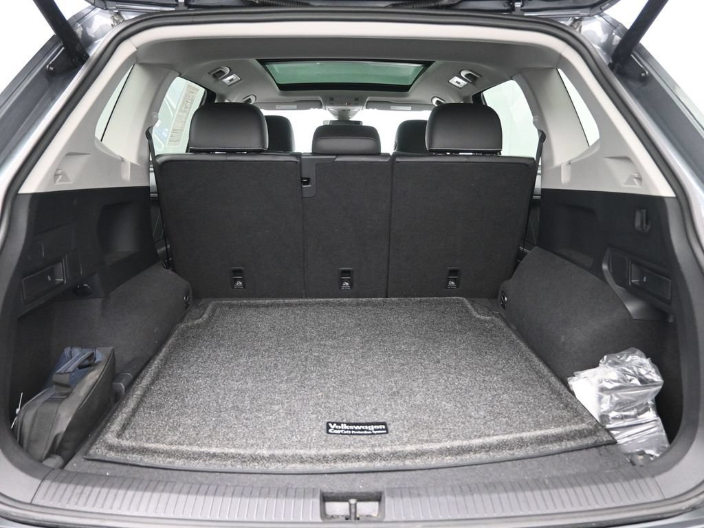 Used 2022 Volkswagen Tiguan SE AWD/4WD image 25