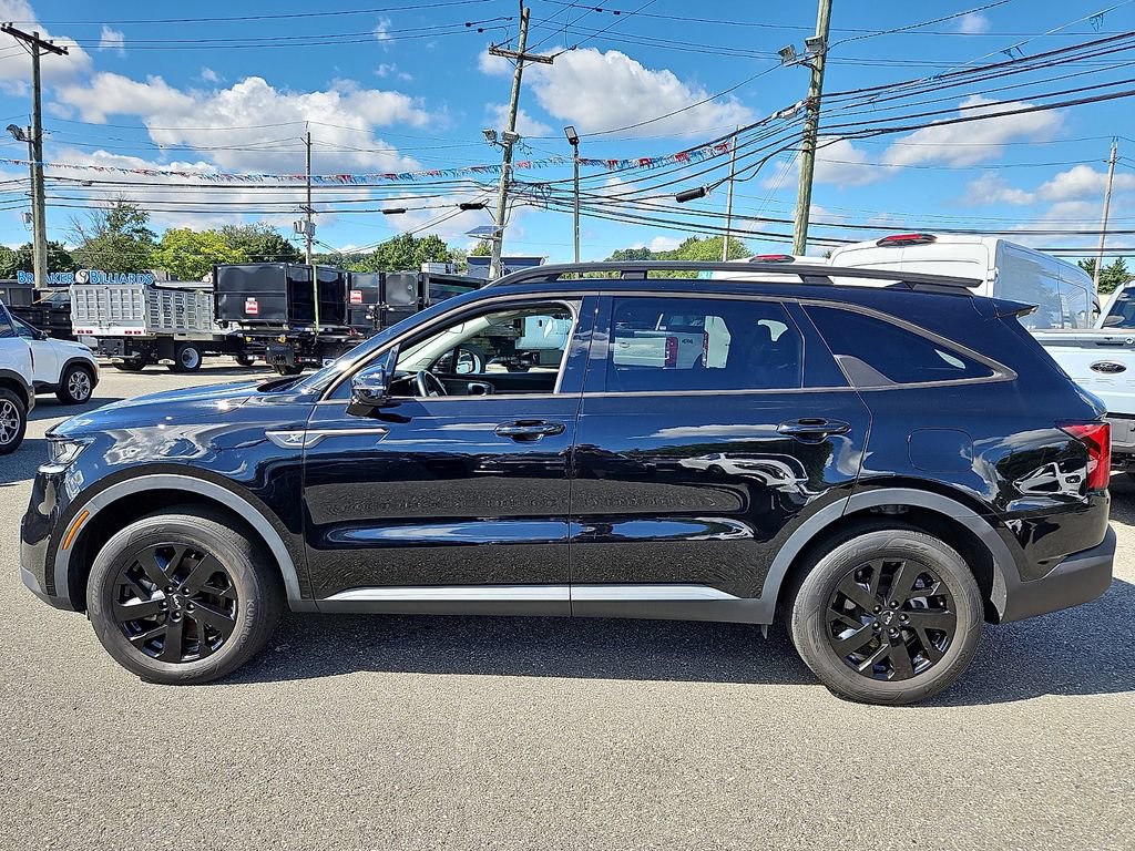 Certified 2023 Kia Sorento S w/ Panoramic Sunroof Package AWD/4WD image 9