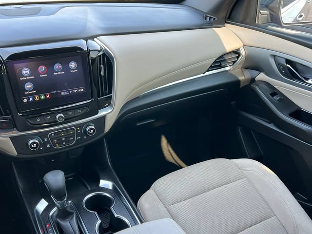 Used 2023 Chevrolet Traverse LT w/ LPO, Cargo Package AWD/4WD image 34