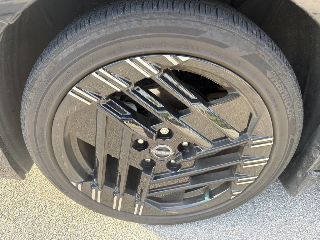 Certified 2026 Nissan Sentra SR w/ Floor Mat Package FWD image 10