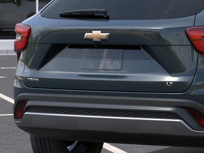 New 2026 Chevrolet Trax LT w/ Driver Confidence Package FWD image 38