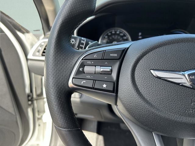 Used 2022 Genesis G70 2.0T w/ Prestige Package RWD image 28