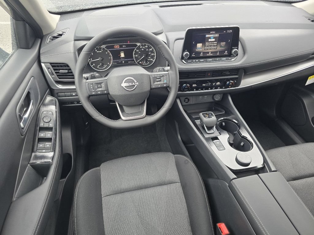 New 2026 Nissan Rogue SV w/ Cold Weather Package AWD/4WD image 18