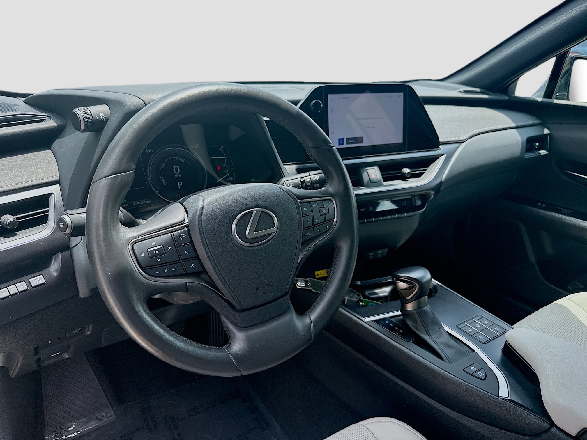 Used 2023 Lexus UX 250h FWD w/ Accessory Package (Z1) image 9