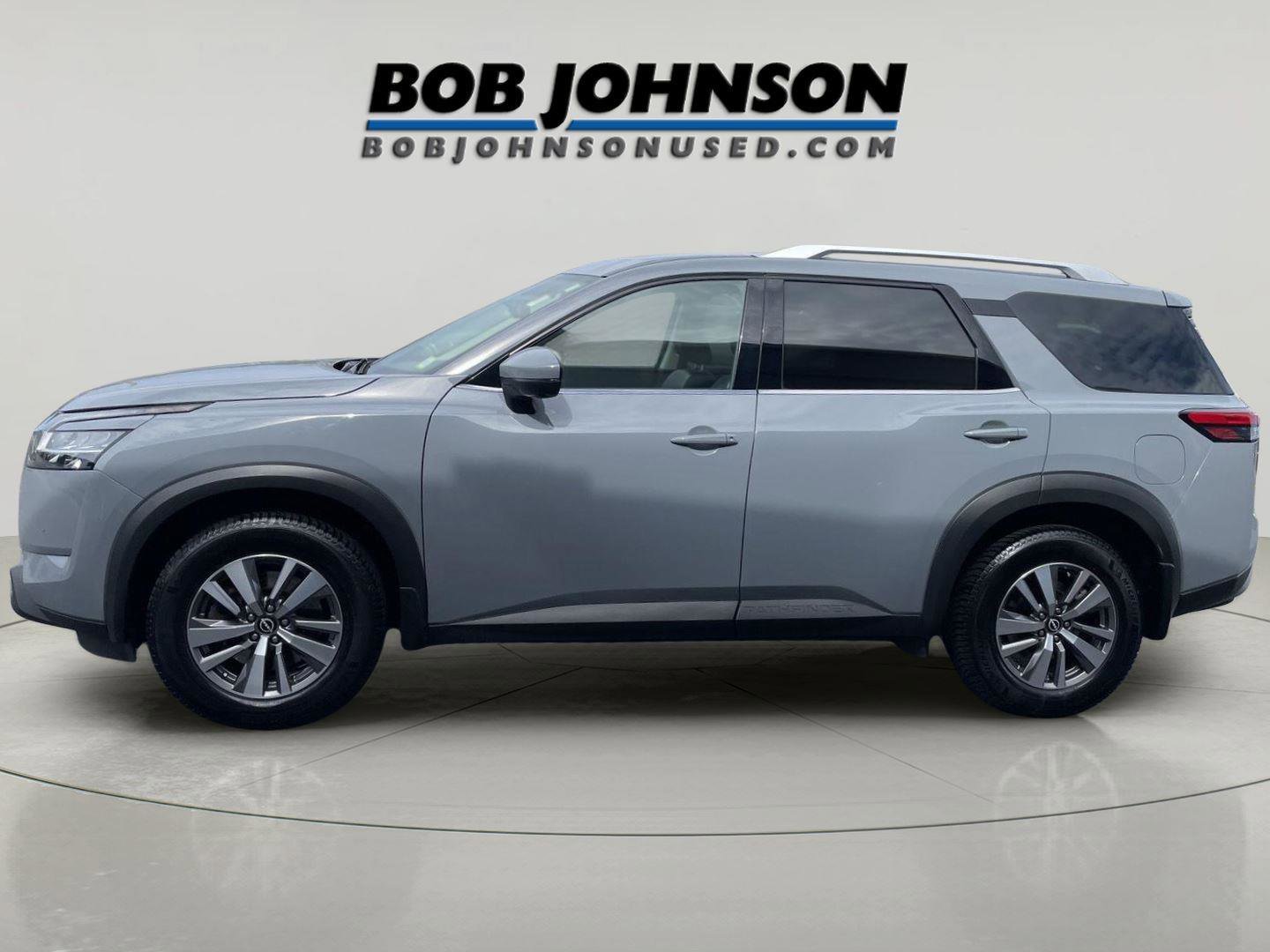 Used 2022 Nissan Pathfinder SL AWD/4WD image 6